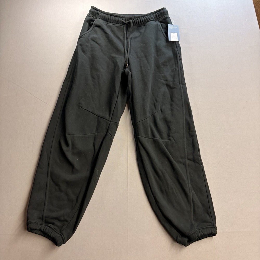 Universal Thread Womens Joggers XS Black Barrel Sweatpants NWT Target